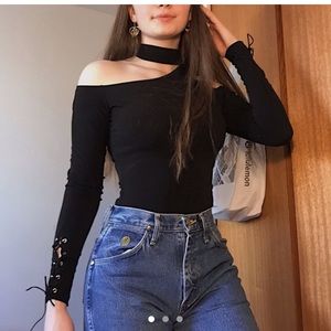 VINTAGE BLACK ASYMMETRICAL PARTY TOP🖤🦋